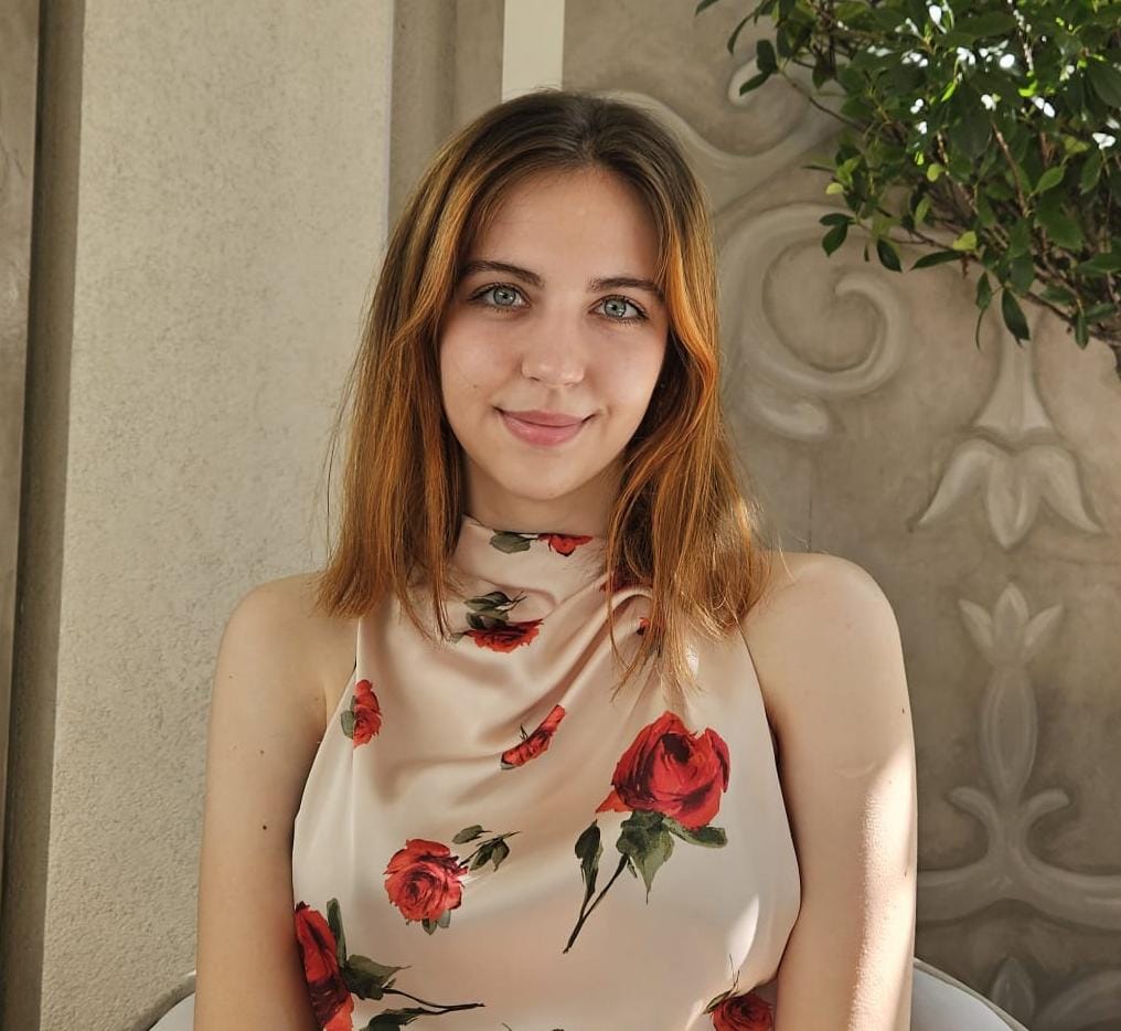 Carla Crivoi image